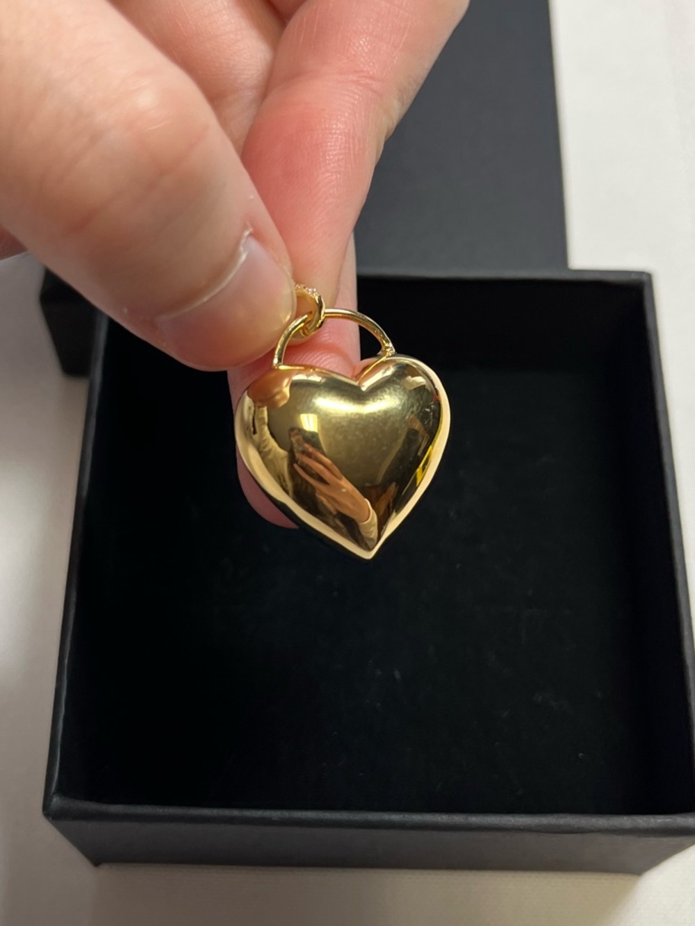 New Hillberg & Berk puff charm pendant